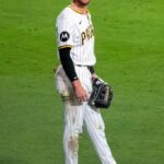 NL West Rival Predicts Padres’ Jackson Merrill Will Shine: ‘He’s a Superstar’  Rewritten: 
NL West Rival Declares Padres’ Jackson Merrill a Future Superstar Ready to Shine