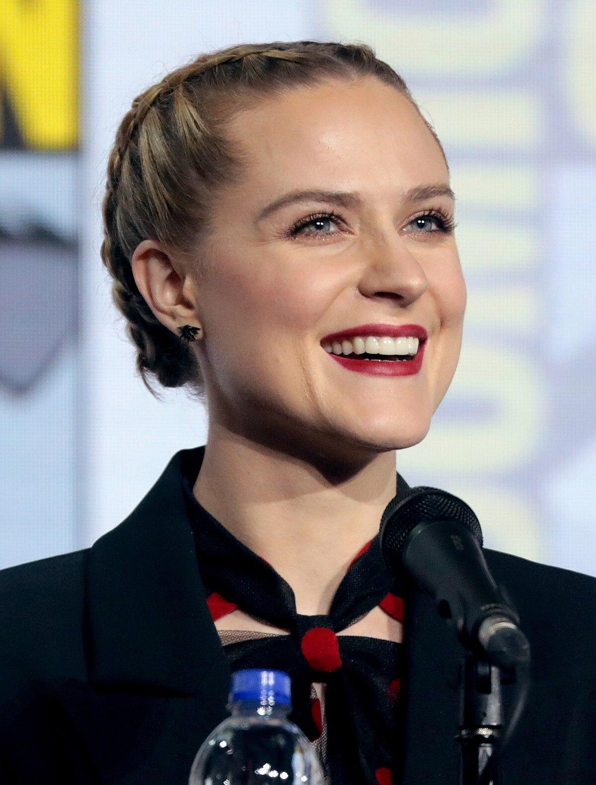 Evan Rachel Wood Reveals Shocking Abuse Allegations Against Marilyn Manson in New Documentary Evan Rachel Wood Reveals Shocking Abuse Allegations Against Marilyn Manson in New Documentary