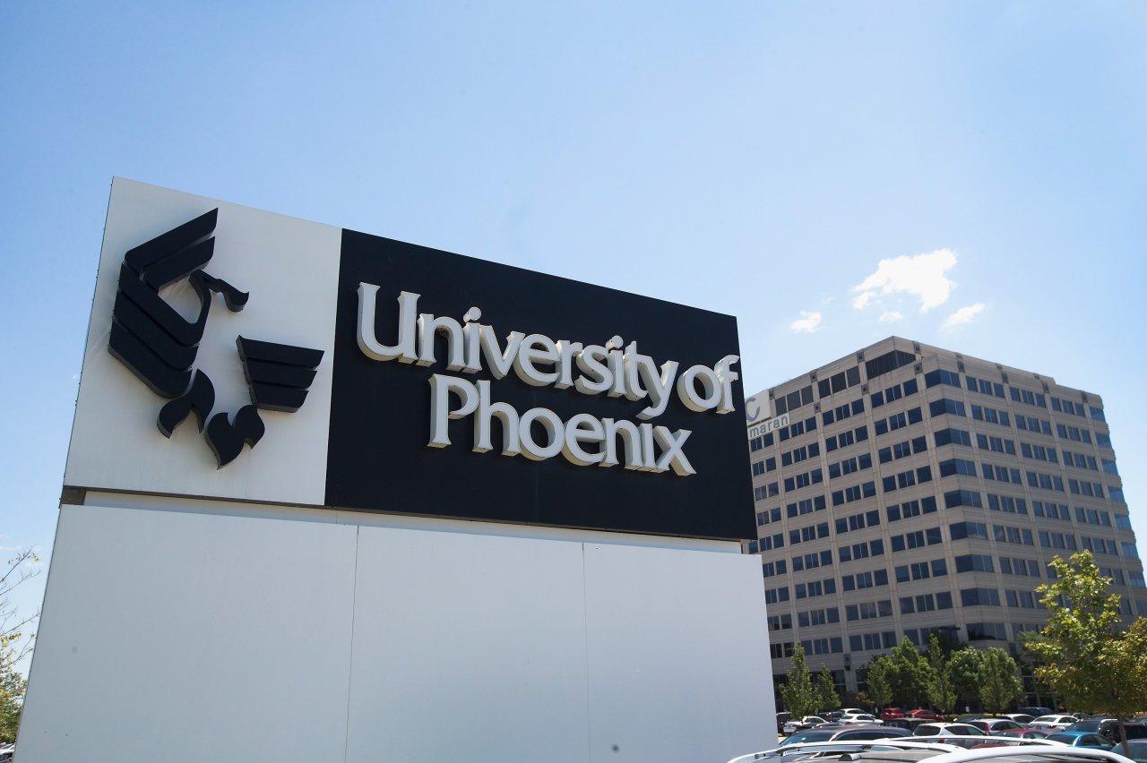 Pentagon Puts University of Phoenix on Probation Over Concerns Pentagon Puts University of Phoenix on Probation Over Concerns
