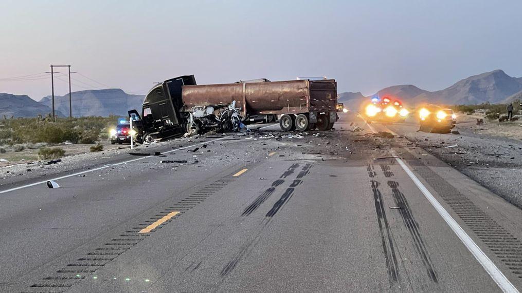 US 93 Reopens After Devastating Multi-Vehicle Crash Northwest of Phoenix US 93 Reopens After Devastating Multi-Vehicle Crash Northwest of Phoenix