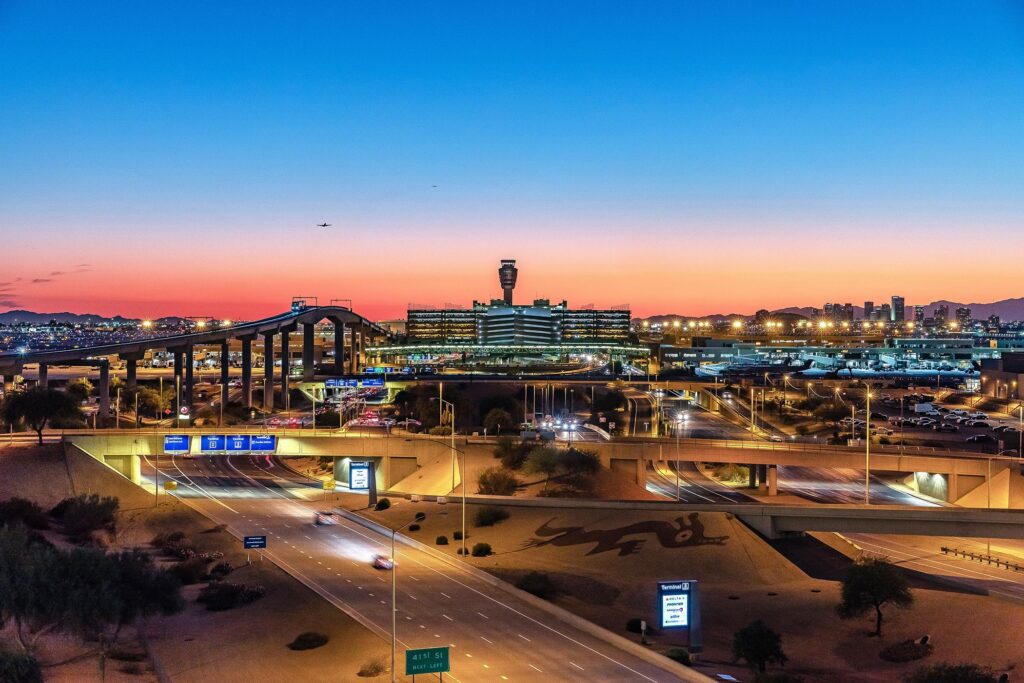 Phoenix Sky Harbor Rises to Become One of America’s Top 3 Airports