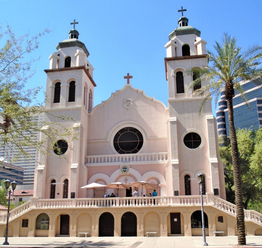 Inside Two Phoenix Churches at the Heart of America’s Christian Nationalism Surge Inside Two Phoenix Churches at the Heart of America’s Christian Nationalism Surge
