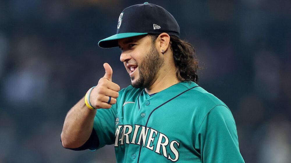 Diamondbacks Fans React to the Blockbuster Eugenio Suárez Trade
