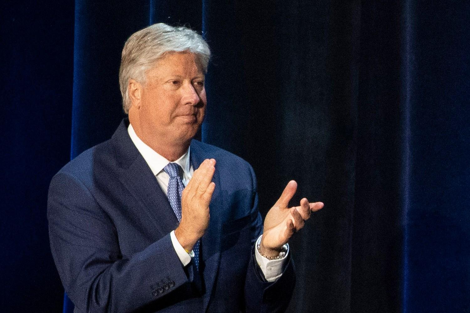 Texas Megachurch Founder Robert Morris Indicted on Child Lewd Acts Charges Texas Megachurch Founder Robert Morris Indicted on Child Lewd Acts Charges