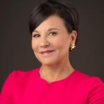 Penny Pritzker’s Harvard Role Faces Intense Scrutiny as Chicago Alumni Take Notice
