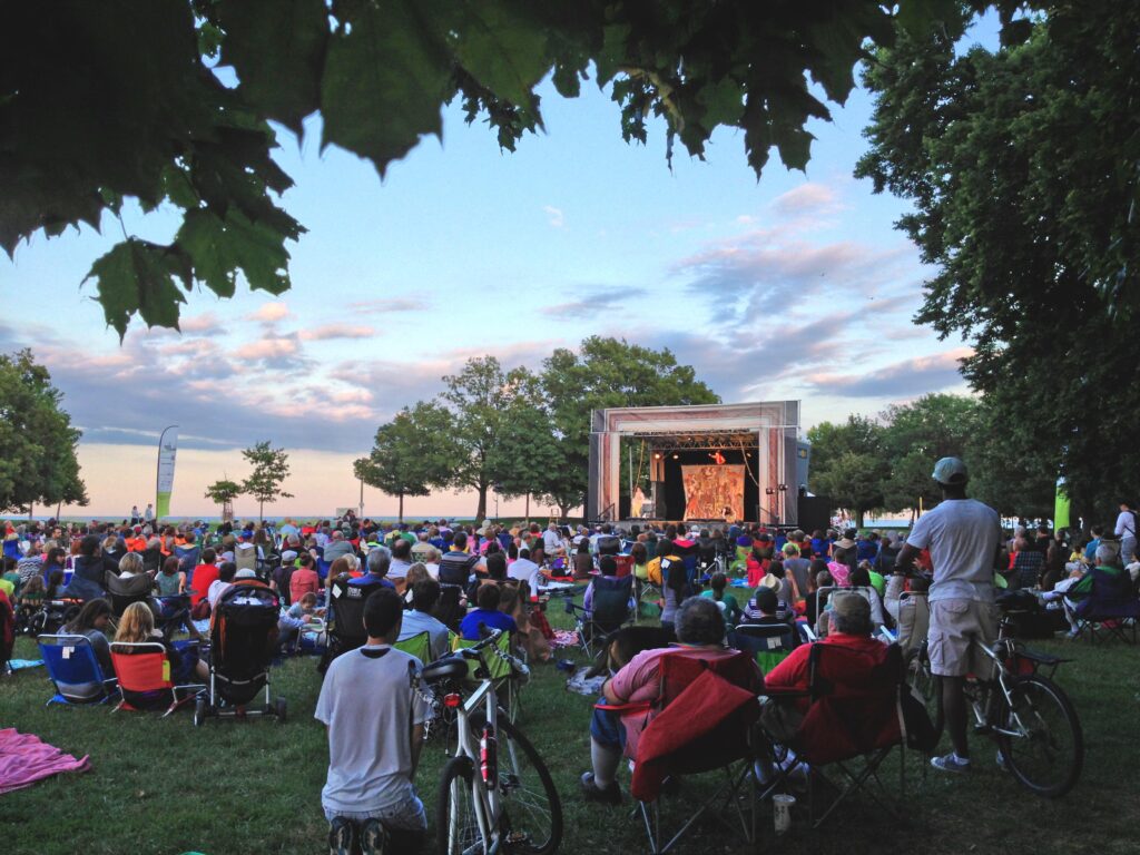 Experience Chicago’s Summer Tradition: Where to Enjoy Shakespeare Under the Stars Experience Chicago’s Summer Tradition: Where to Enjoy Shakespeare Under the Stars