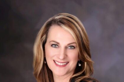 Washington County Woman Takes Home the Crown as Mrs. USA 2025!