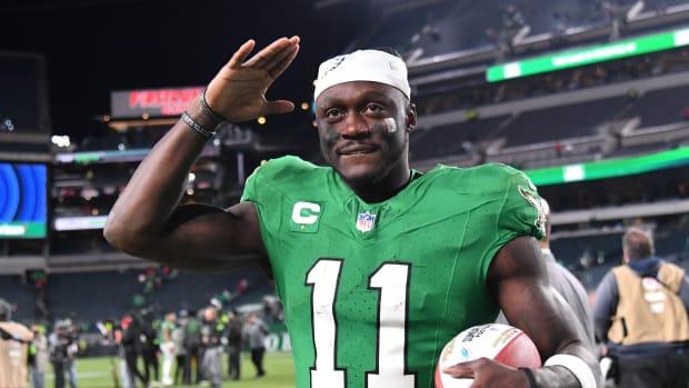 Eagles WR A.J. Brown (hamstring) misses practice – Reuters Eagles WR A.J. Brown (hamstring) misses practice – Reuters