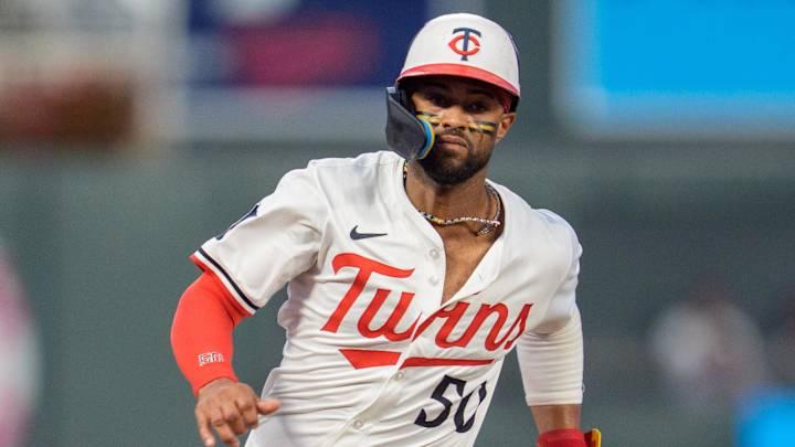 Cubs Boost Roster with Versatile Utilityman Willi Castro
