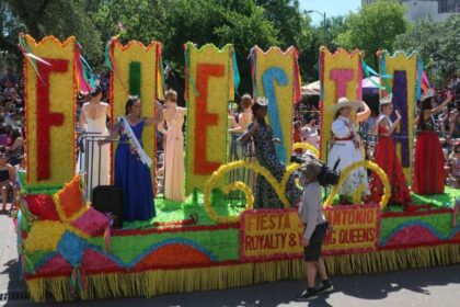 Latino Texas: ‘San Antonio is a peek at the America of tomorrow’ – The Guardian