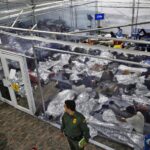 Abbott: Texas May Challenge Federal Mandate to Fund Education for Migrant Children