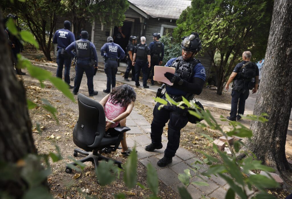 Dallas Police Arrest 98 Repeat Offenders in Major Crime Crackdown