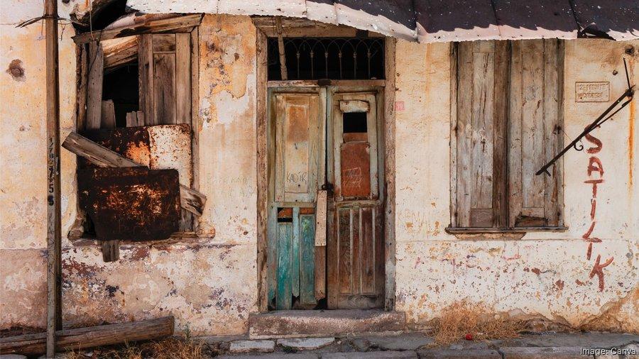 ‘Zombie’ Home Foreclosures Surge Across the U.S. — Discover What Makes Arizona Different ‘Zombie’ Home Foreclosures Surge Across the U.S. — Discover What Makes Arizona Different