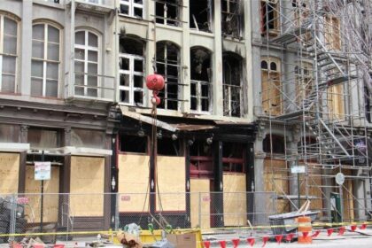 Fire Ravages Building in Philadelphia’s Old City, Forcing Residents and Business to Evacuate