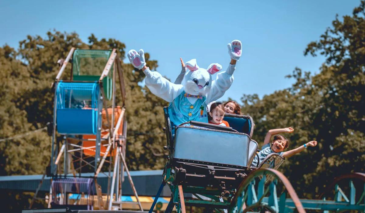 Top Spots to Celebrate Easter Weekend in Houston: Egg Hunts, Brunches, and Exciting Events