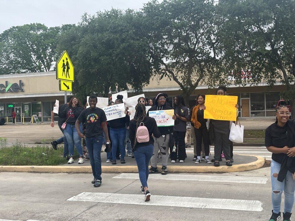 Houston ISD Strongly Opposes Student Sick-Out Protest Against Mike Miles