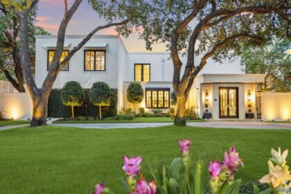 Stunning River Oaks Estate Once Owned by Texas Governor Sells After Price Drops (PHOTOS)