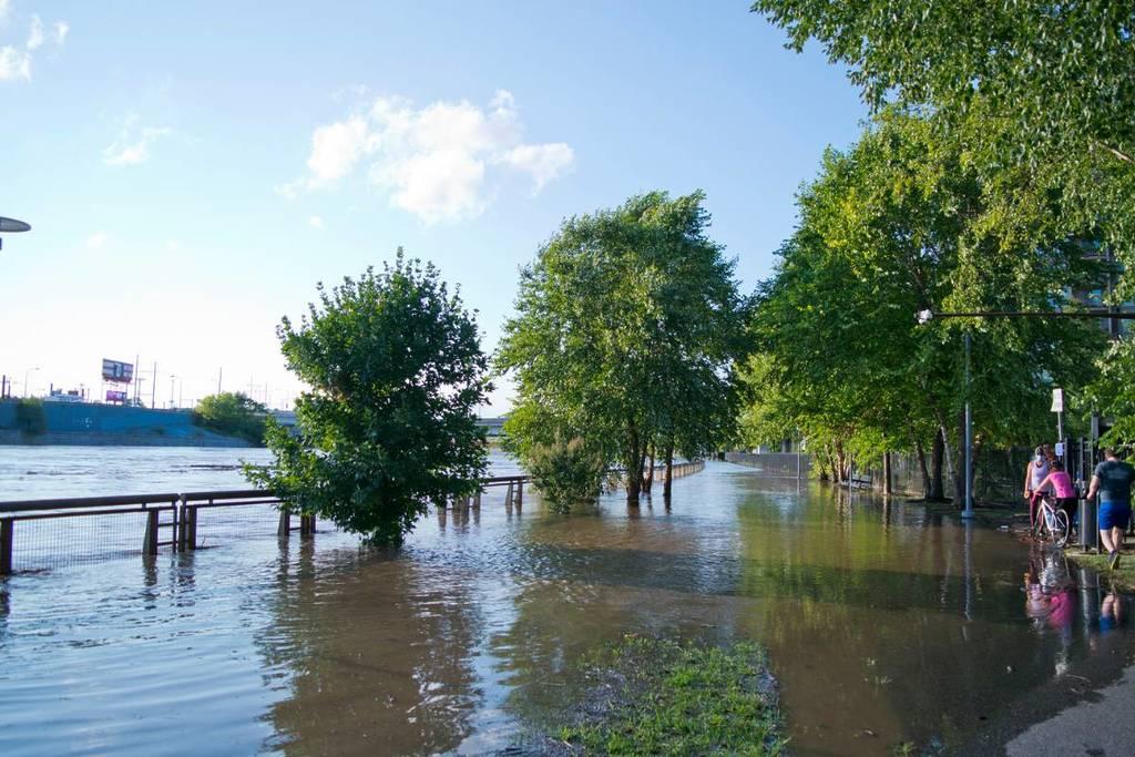 Urgent Flash Flood Warning Issued for Philadelphia and Nearby Counties as Heavy Rain Strikes