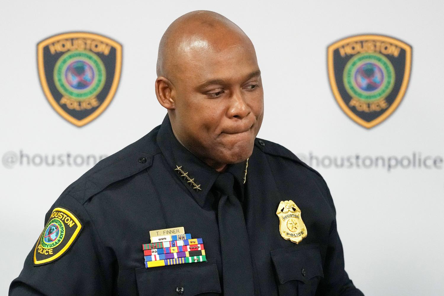 Houston Police Seek Public’s Help to Identify Man Accused of Assaulting Women in Parks Houston Police Seek Public’s Help to Identify Man Accused of Assaulting Women in Parks
