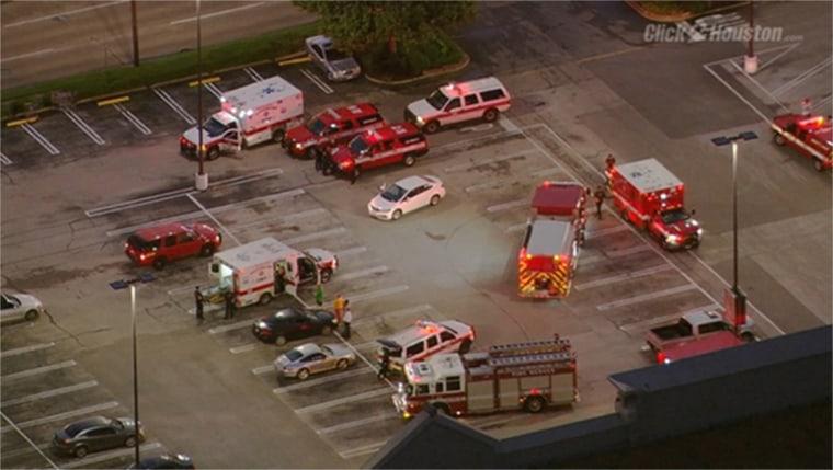 Shocking Footage: Woman Injured in Unexpected Attack at Southwest Houston Plaza Shocking Footage: Woman Injured in Unexpected Attack at Southwest Houston Plaza