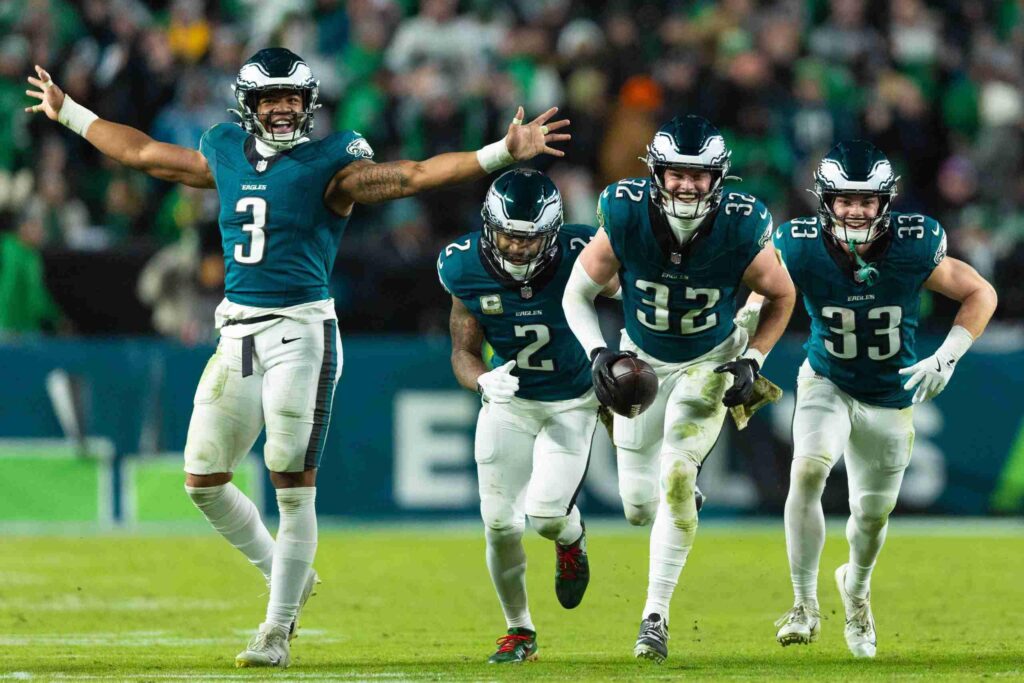 Philadelphia Eagles Soar to Third Place in NFL Defense Rankings Philadelphia Eagles Soar to Third Place in NFL Defense Rankings