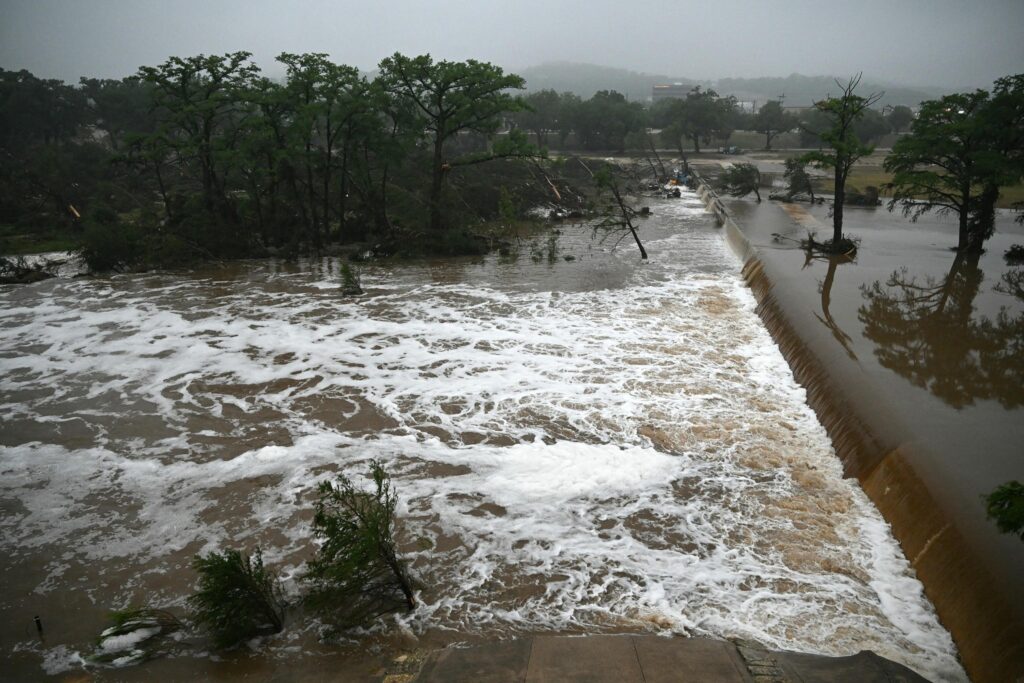 Deadly Flooding Strikes Houston Area, Leaving Residents Devastated Deadly Flooding Strikes Houston Area, Leaving Residents Devastated