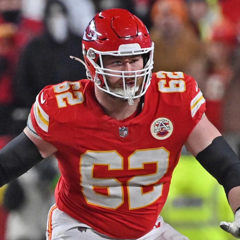 How Joe Thuney is Transforming the Bears’ Offensive Line How Joe Thuney is Transforming the Bears’ Offensive Line