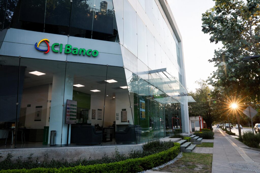 US Takes Aim at Three Mexican Banks in Crackdown on Fentanyl Trade US Takes Aim at Three Mexican Banks in Crackdown on Fentanyl Trade
