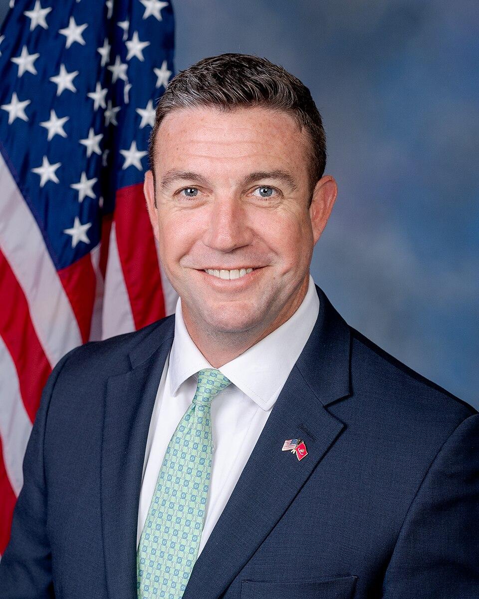Scandal-plagued Rep. Duncan Hunter faces another GOP challenger in Carl DeMaio – San Francisco Chronicle Scandal-plagued Rep. Duncan Hunter faces another GOP challenger in Carl DeMaio – San Francisco Chronicle
