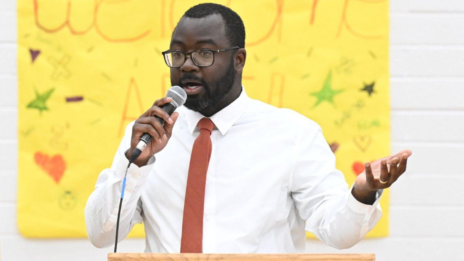Phoenix Elementary School Principal Celebrated as One of America’s Leading Educators Phoenix Elementary School Principal Celebrated as One of America’s Leading Educators