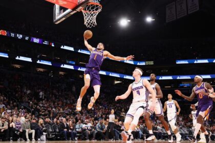 Stunning Photos from the Phoenix Suns vs. Houston Rockets Showdown