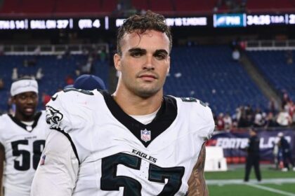 Ben VanSumeren officially back for another season with the Philadelphia Eagles – Yahoo Sports