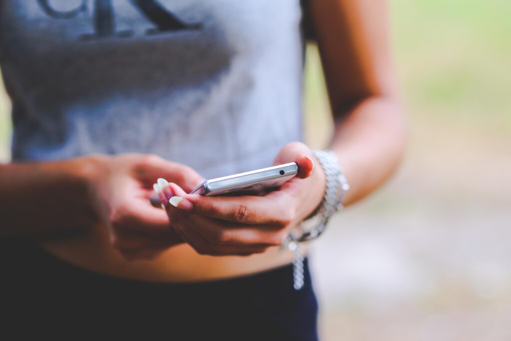 Houston ISD Unveils New Student Cell Phone Policy to Align with State Law Houston ISD Unveils New Student Cell Phone Policy to Align with State Law
