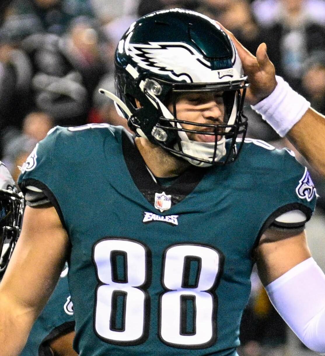 How Dallas Goedert Defied the Odds to Stay an Eagle How Dallas Goedert Defied the Odds to Stay an Eagle