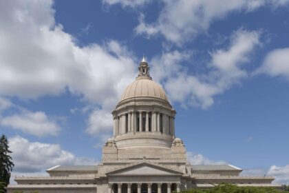 Exploring the Heart of Washington: Government, Society, and Politics Uncovered