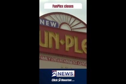 Beloved Houston Entertainment Center Hosting Final Auction to Sell Off Treasures