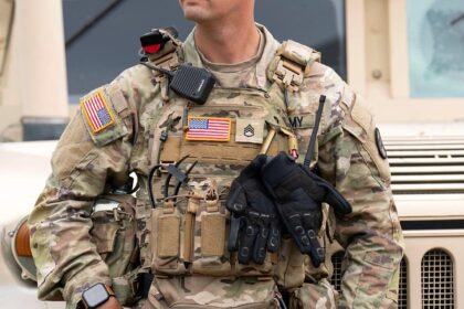 US National Guard Troops Start Carrying Weapons in Washington, DC