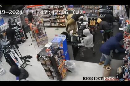 Daring Smash-and-Grab Burglary Strikes Green Arch Grocery Store on Broadway in Edgewater