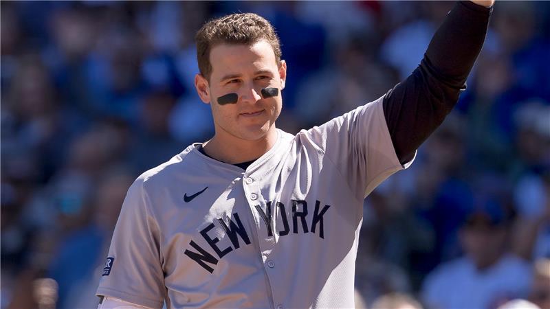 Anthony Rizzo Bids Farewell to MLB, Closing the Chapter on a Legendary Career