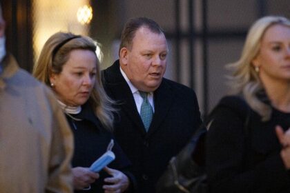 Supreme Court Sides with Chicago Politician in High-Stakes Bank Fraud Case