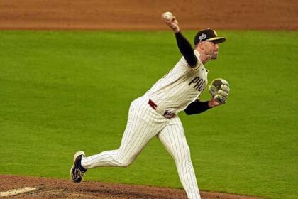 Padres All-Star Forced Off Field with Shocking Leg Injury in Intense Game vs. Orioles