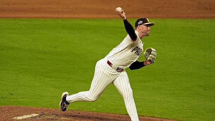 Padres All-Star Forced Off Field with Shocking Leg Injury in Intense Game vs. Orioles