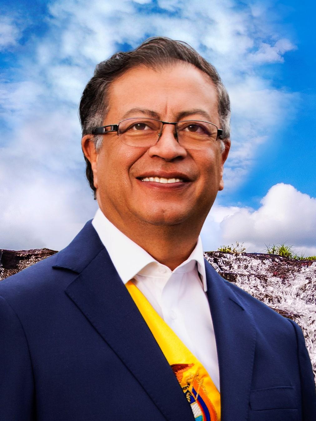 Colombian President Gustavo Petro Urges US Army to ‘Disobey Trump,’ Prompting Visa Revocation