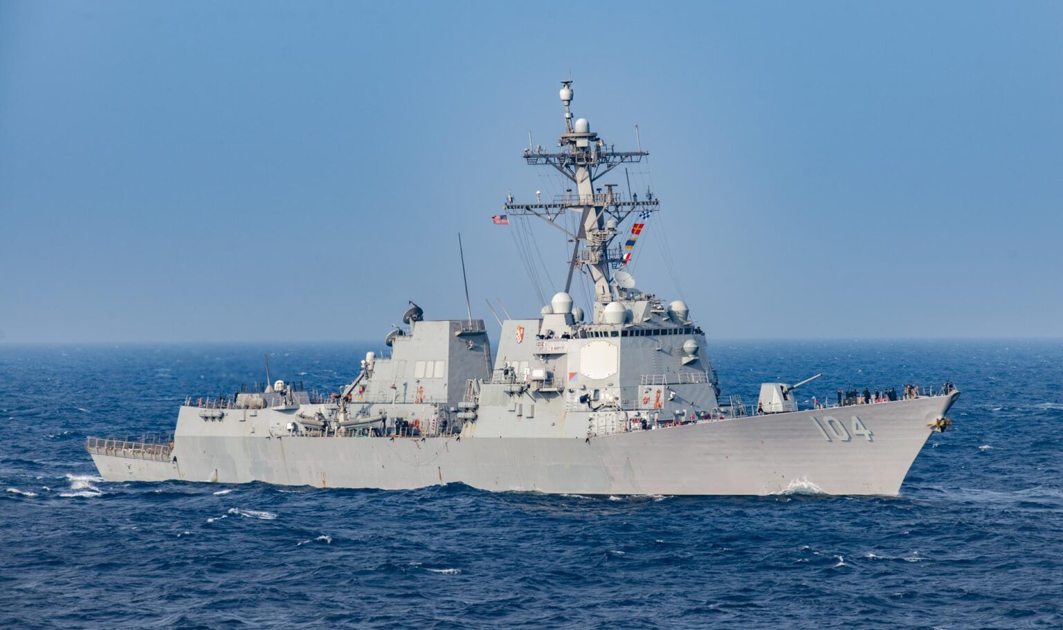 USS Sterett Triumphantly Returns to San Diego After a Successful 9-Month Deployment