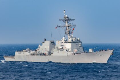 USS Sterett Triumphantly Returns to San Diego After a Successful 9-Month Deployment