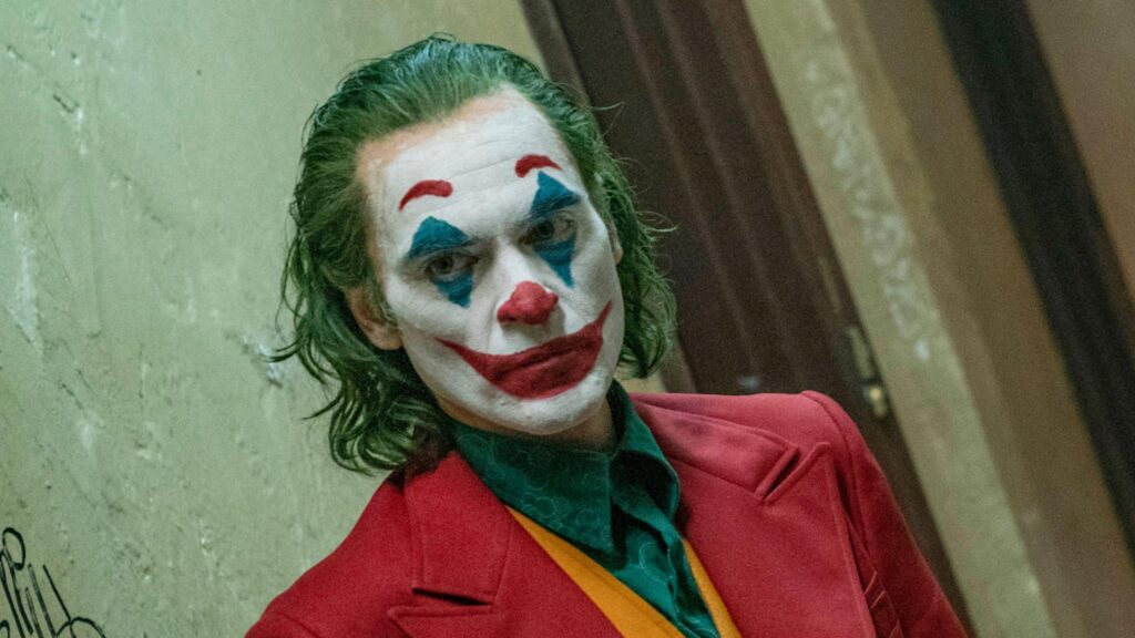 The Surprising Challenges Behind Joaquin Phoenix’s Iconic Green Hair in ‘Joker’