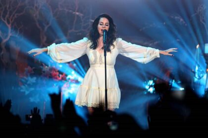 Lana Del Rey Captivates Fans with an Unforgettable Night in Phoenix