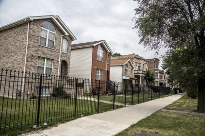Residents of Chicago’s most violent block don’t want Trump to send the National Guard – WBEZ Chicago Residents of Chicago’s most violent block don’t want Trump to send the National Guard – WBEZ Chicago