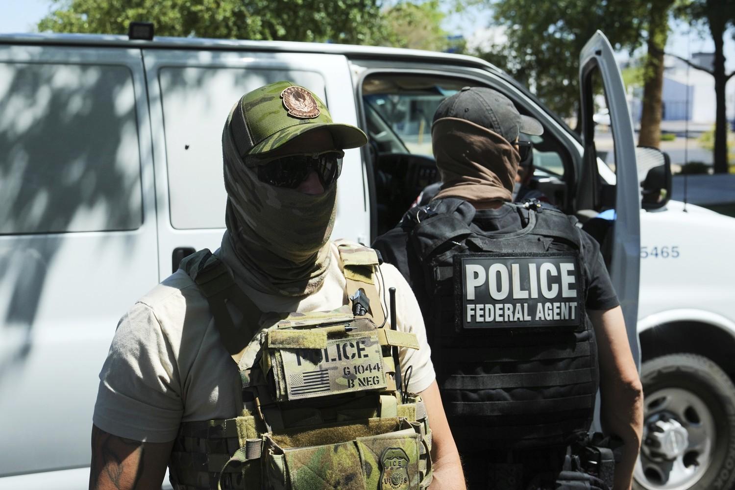 US Immigration Enforcement Deploys Military-Grade Hardware and Tactics Against Civilians US Immigration Enforcement Deploys Military-Grade Hardware and Tactics Against Civilians