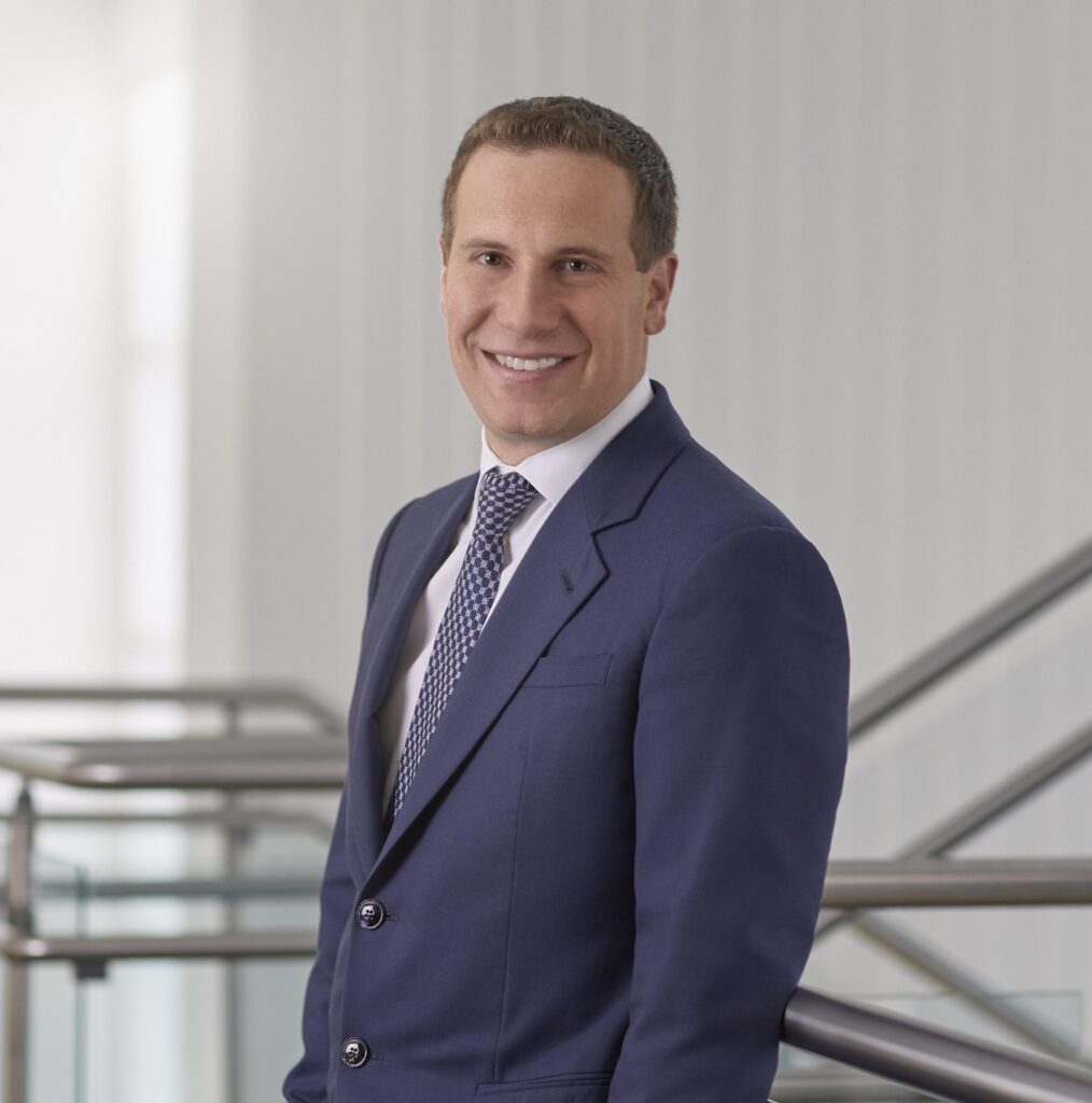 Suns Owner Mat Ishbia Unveils Shockingly Affordable Concession Prices—A Game-Changer for Pro Sports! Suns Owner Mat Ishbia Unveils Shockingly Affordable Concession Prices—A Game-Changer for Pro Sports!